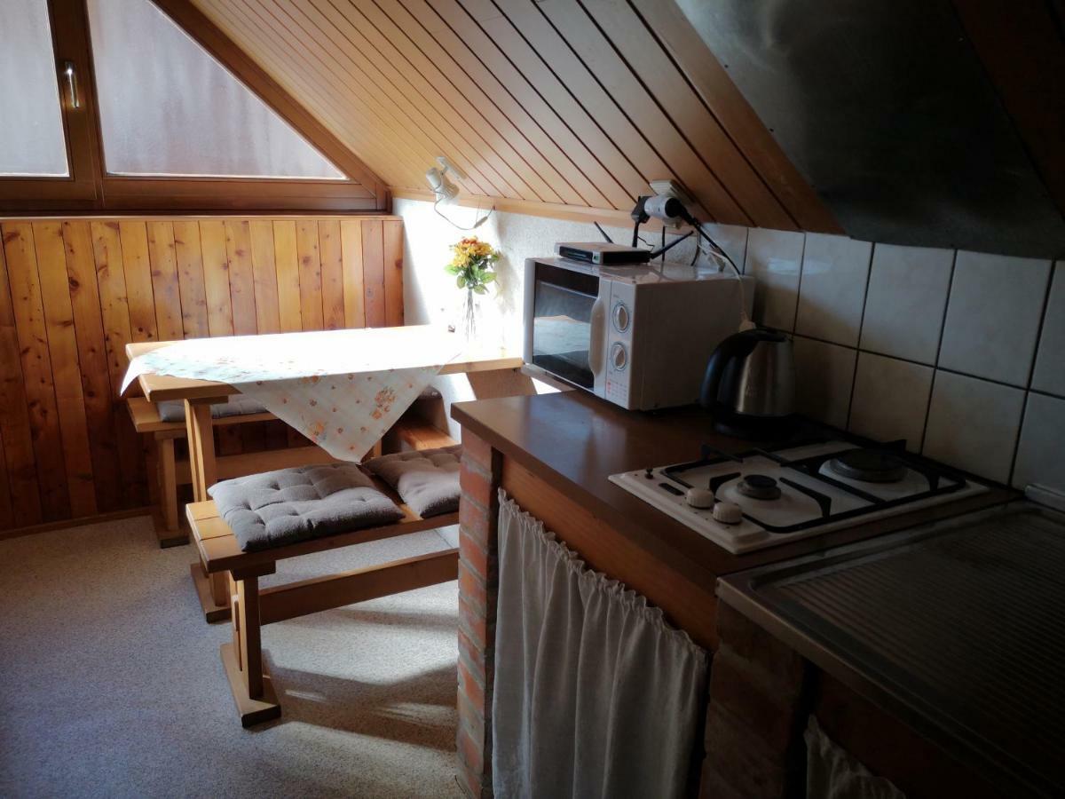Privat 307 Lägenhet Bešeňová Exteriör bild